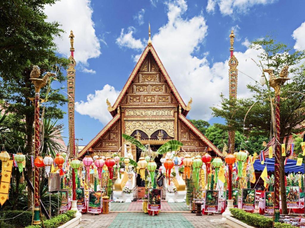 Meesuk ChiangRai Hotel, SHA Certified Chiang Rai Bagian luar foto