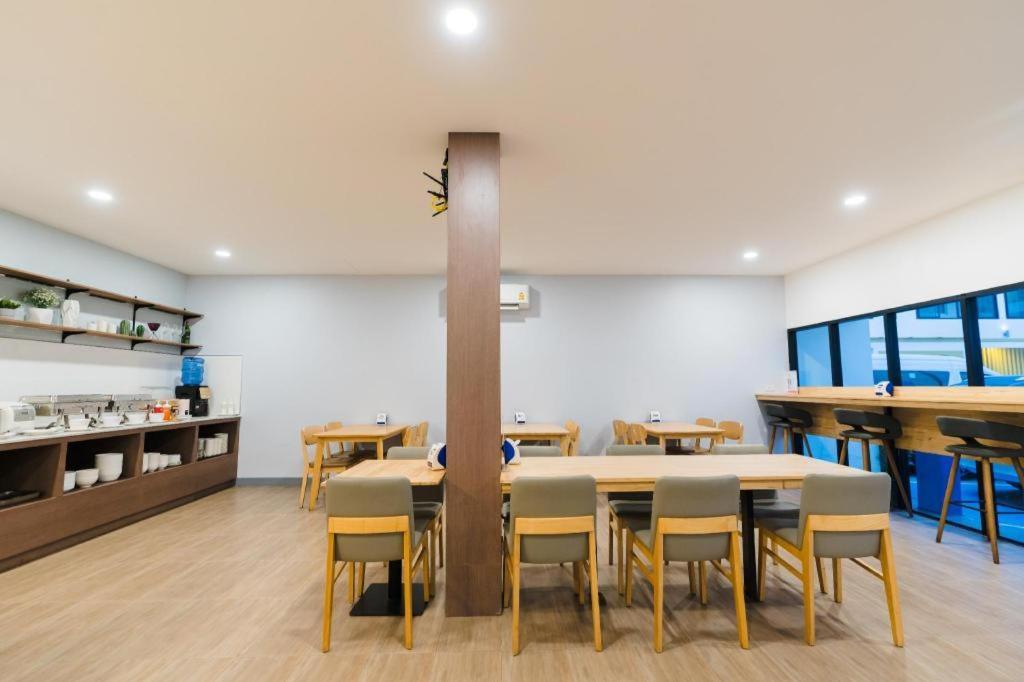 Meesuk ChiangRai Hotel, SHA Certified Chiang Rai Bagian luar foto