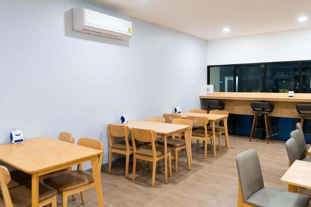 Meesuk ChiangRai Hotel, SHA Certified Chiang Rai Bagian luar foto